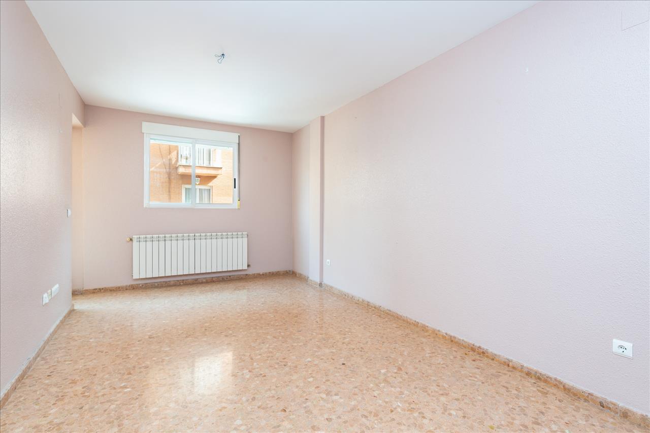 Piso en venta en Onda Castellón Número 0