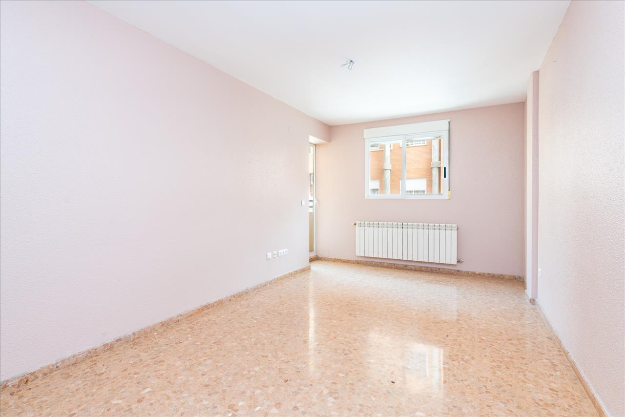 Piso en venta en Onda Castellón Número 1