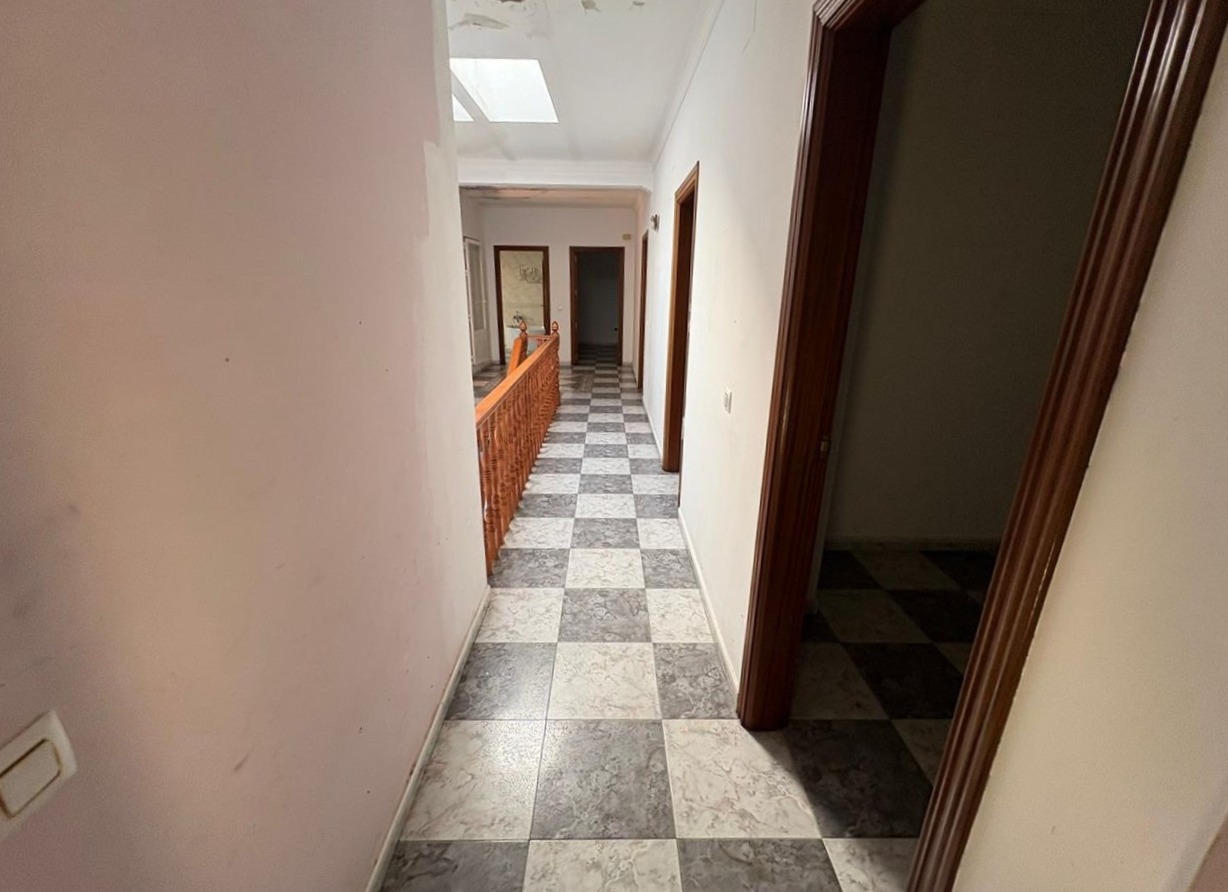 Casa en venta en Campo de Criptana Ciudad Real Número 7